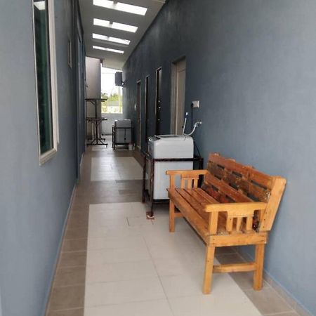 Yasmeen Studio Roomstay Kijal - Room 1 - For Two Person Islam Guest Only Exterior foto